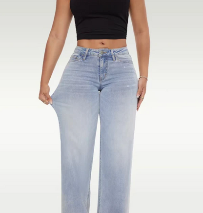 Snatched BBL Jeans