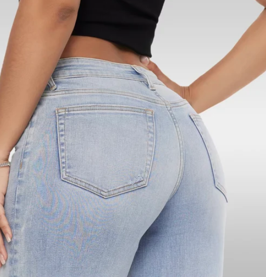 Snatched BBL Jeans